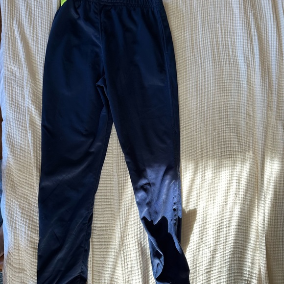 NWT Nike boys Therma training pants for boys in XL in Navy - Picture 2 of 2